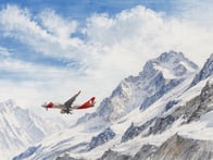 Die ultimativen Tipps für stressfreies und günstiges Fliegen in die Schweizer Alpen.